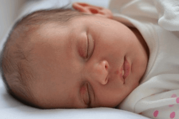 女寶寶五行缺金起名，有才華博學多識女孩名