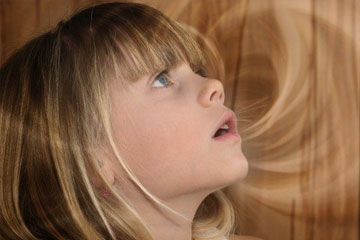 清冷疏離的氣質名字女