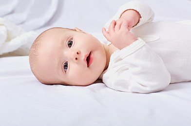 龍年清冷驚艷、簡單大氣女孩名字