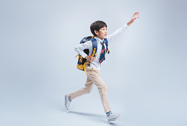 越念越好聽的龍年男孩名字分享，配任何姓氏都可！