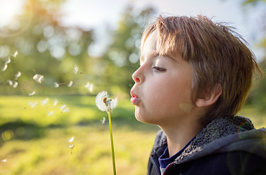 張姓陽剛大氣男孩名字，屬龍張姓簡單大氣的名字