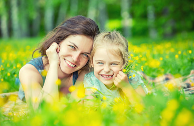 寶寶起名：蛇寶寶取名宜用哪些字，2025屬蛇男寶寶取名