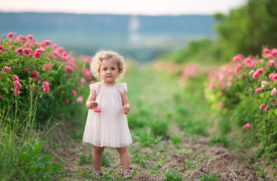 姓蕭的清冷儒雅的女生名字，百看不厭，趕緊收藏備用!