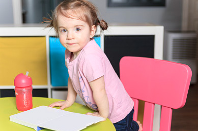 寶寶起名：出自宋詞里驚艷的男孩名、女孩名！