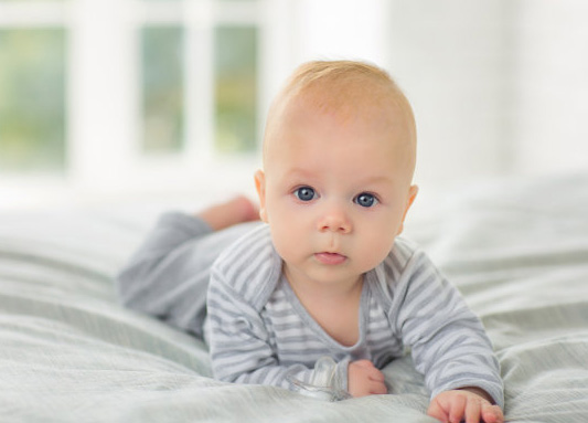 男孩取名：冷門帥氣不重名，氣質有涵養的寶藏男孩名字