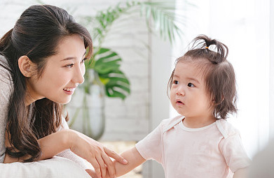 分享7個散落人間的干凈女孩名，念起來嘴角微微上揚！