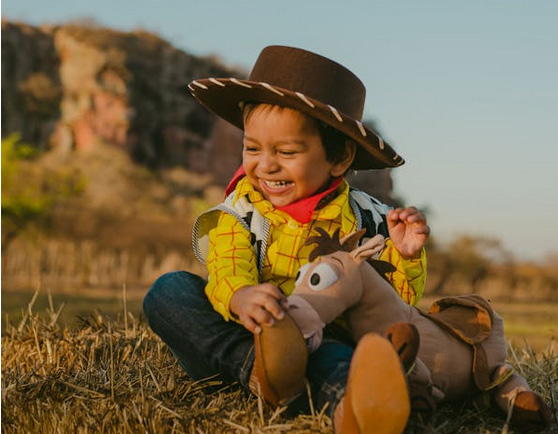 姓沈男孩名字好聽時尚，盡顯內涵