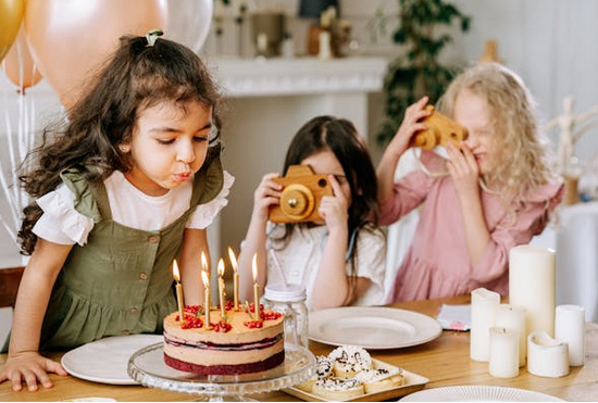宋姓女孩取名約100分的名字，平安喜樂！