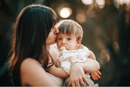 姓敖的女孩名字含詩意 ，聽起來就很優雅大方！