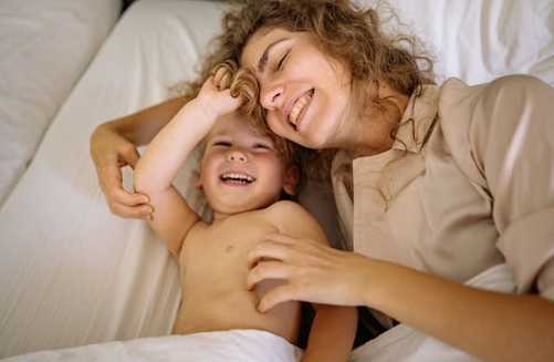 姓丁有涵養的女孩名字，個個好聽富有詩意