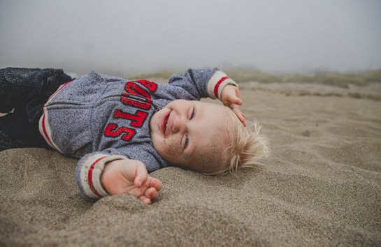 傅姓起名，姓傅的男孩名字高冷的