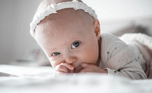 焱字搭配什么字好，焱字配什么字好聽女孩