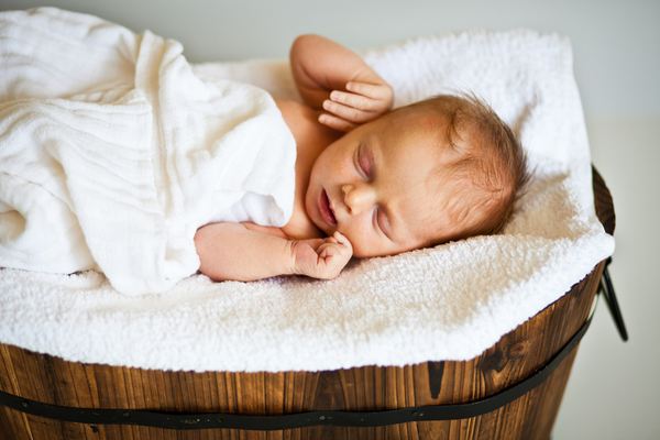 用天字可以取名字嗎,天字取名一般人壓不住嗎？